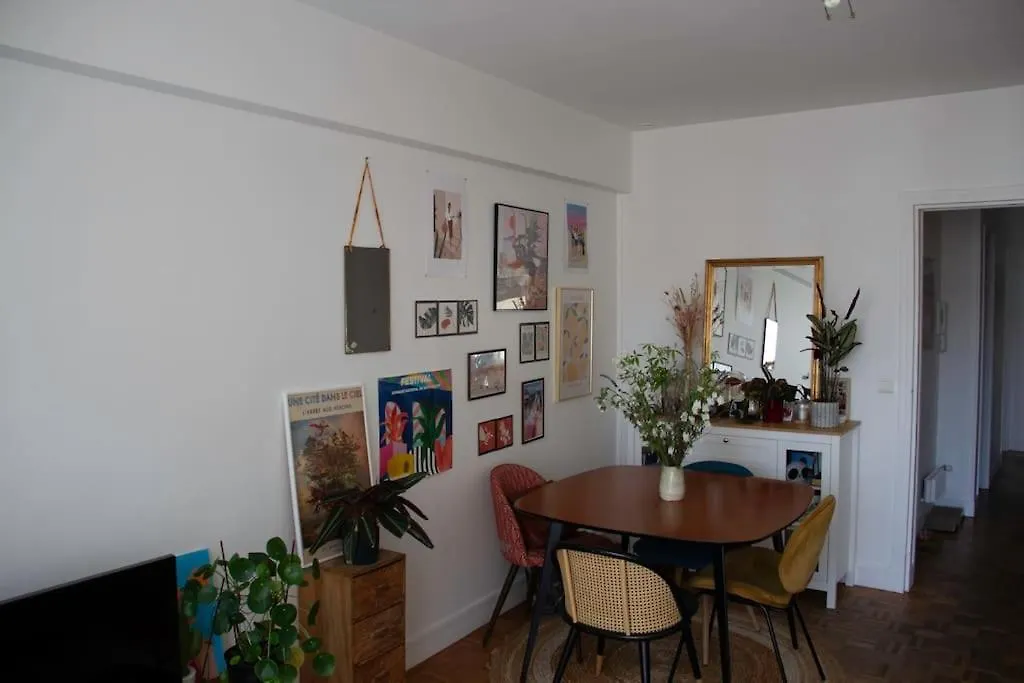 Lumineux Et Spacieux Appartement Paris 0*,  France