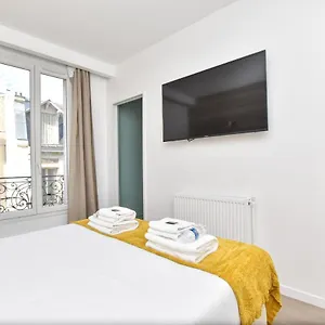 Cosy Bedroom - Tour Eiffel Champs De Mars Paris